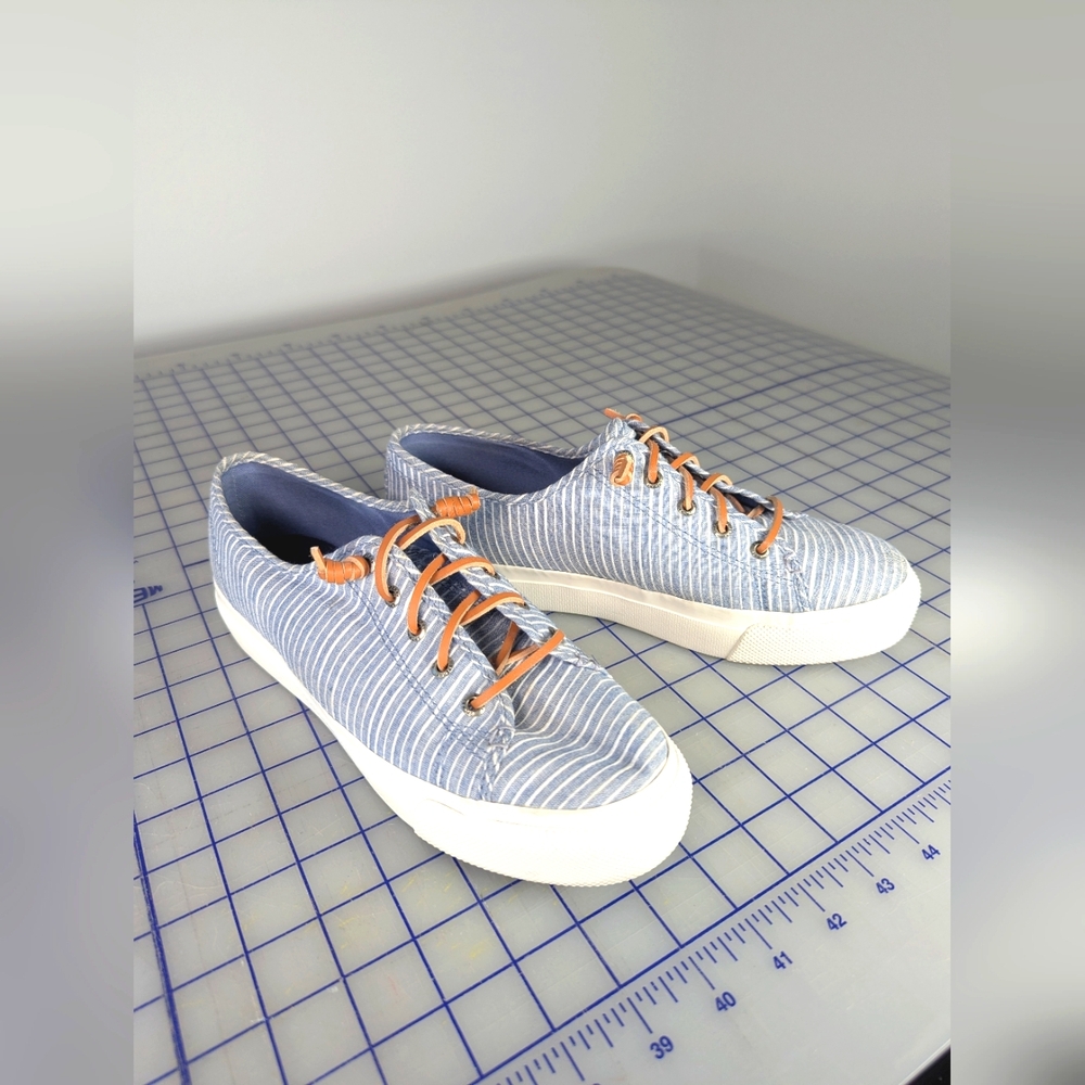 Sperry Striped Blue & White Sneakers – Women’s 9.5, Leather Laces - Picture 4 of 16